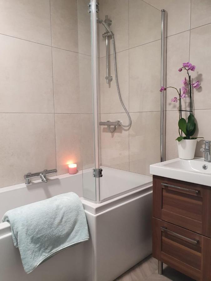 The Plaza Suites High St Bangor Екстер'єр фото
